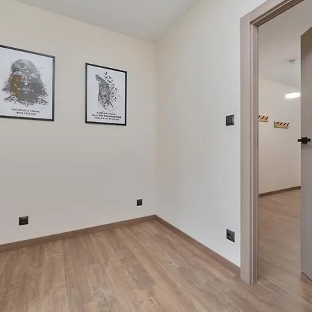 Lokum Vena With Terrace & Parking By Renters *