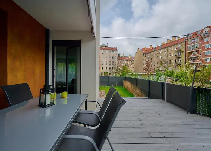 Lokum Vena With Terrace & Parking By Renters * Vratislav