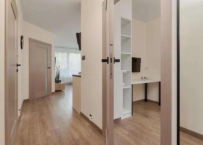 Lokum Vena With Terrace & Parking By Renters Apartmán Vratislav