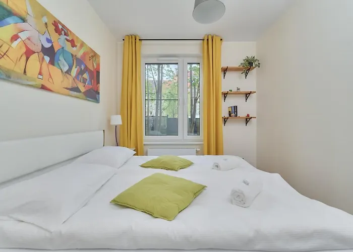 Lokum Vena With Terrace & Parking By Renters Vratislav